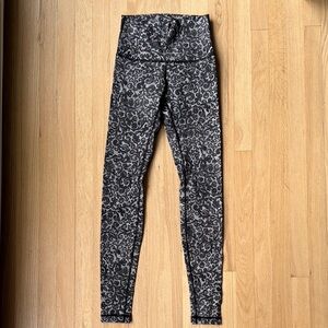 Lululemon Athletica Black Patterned Leggings